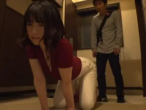 đưa đồng nghiệp nữ làm chung công ty say xỉn vào nhà trọ rồi tranh thủ chịch cả đêm