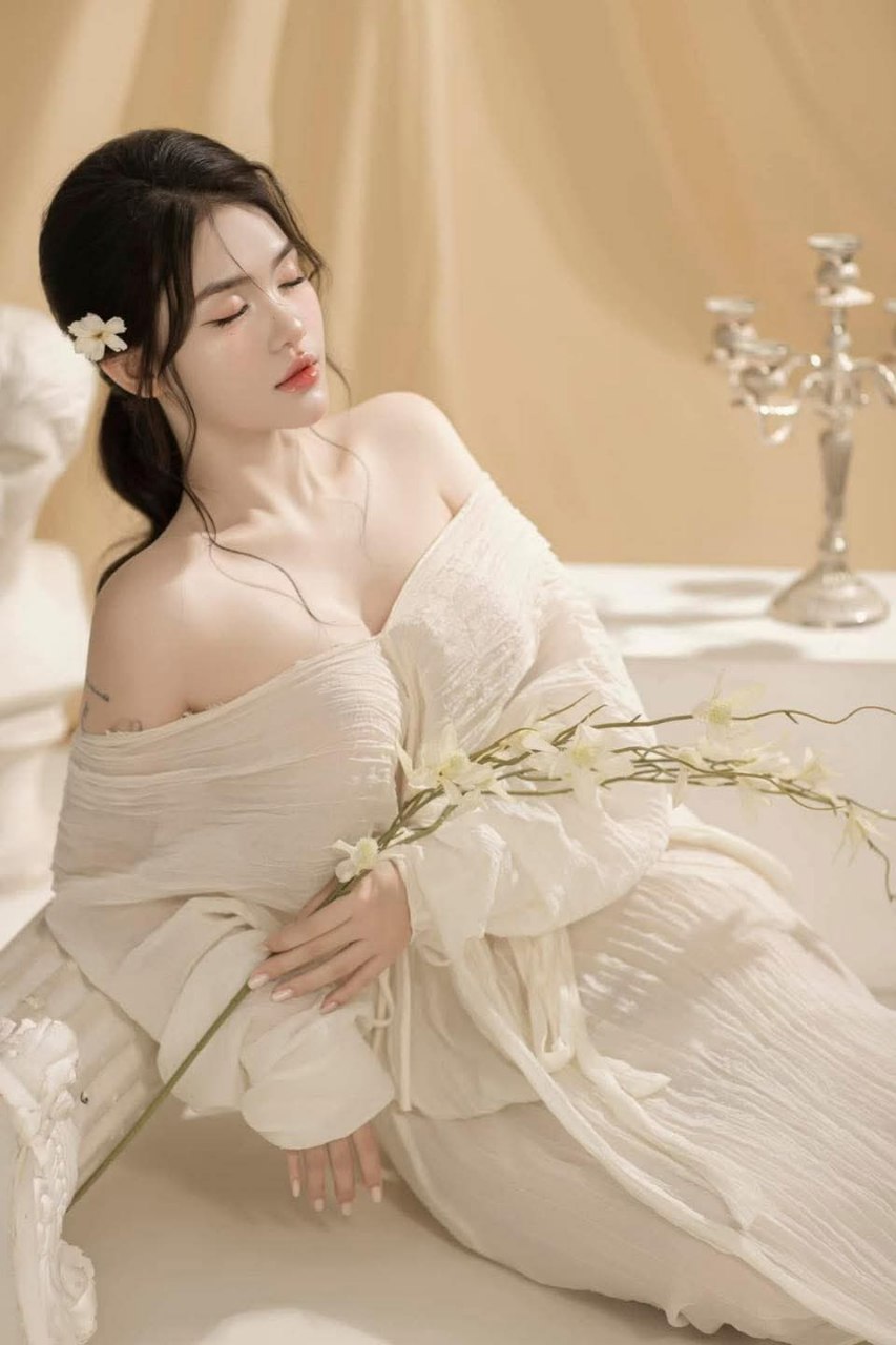 Hưởng tuần trăng mật cùng vợ yêu
